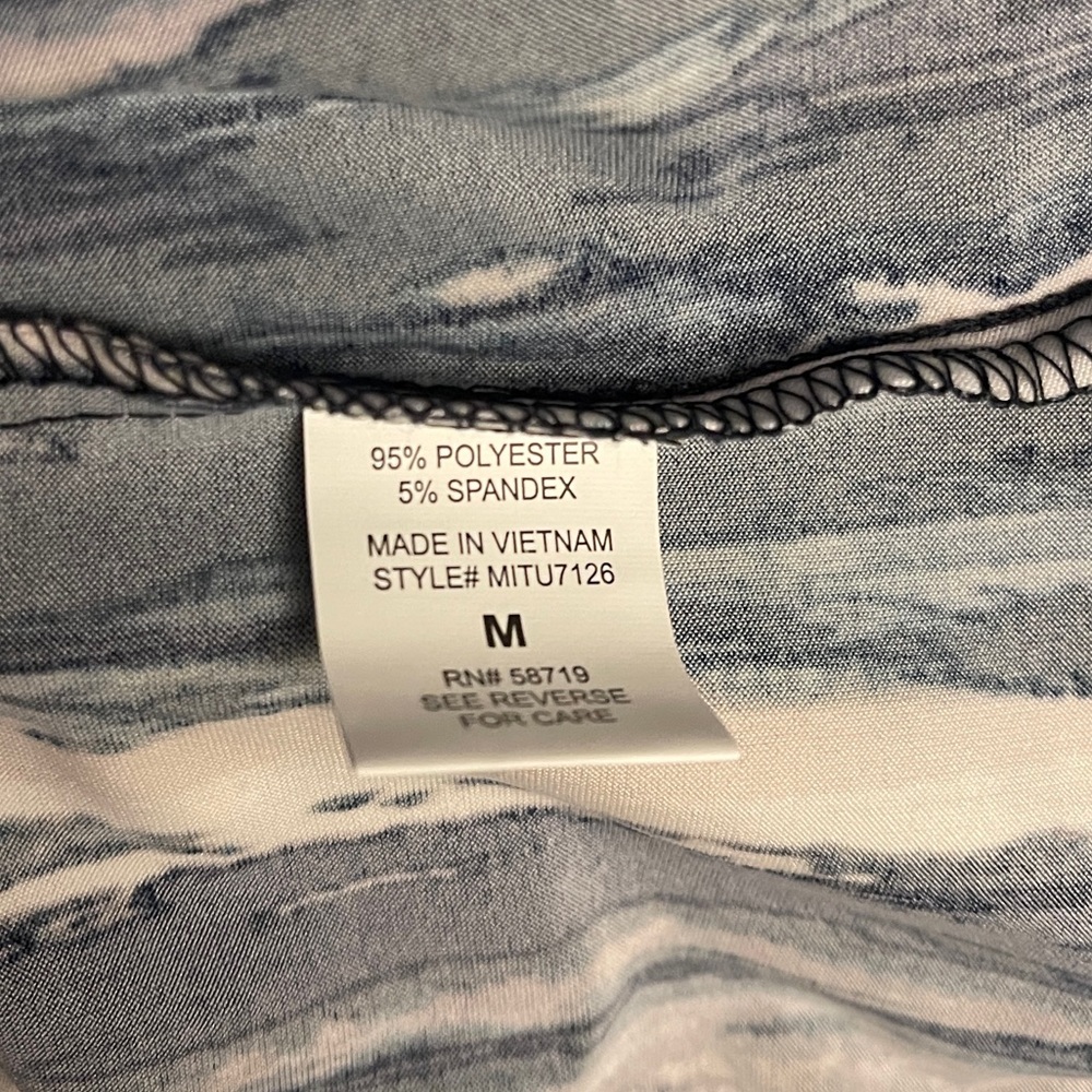 🚨New Notation Printed Drop-Tail Hem Tee M - Picture 5 of 5